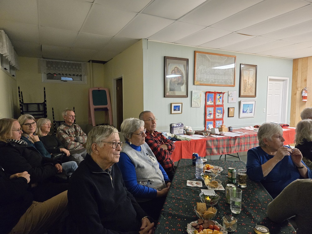 On Wednesday, December 4th, a social evening was held in St. Luke's Parish Hall, sponsored by the Outreach Mission Group and organized by Clair MacInnis. Admission was by donation with all proceeds going to the Hubbards Food Bank. There was also a silent auction of donated items with those proceeds going to other outreach projects. Great music was provided by Peter Grant and friends, Shaun Richards, Mike Purdy, Gloria Butler and Glenda Joy who gave generously of their time and talent. A great time was had by everyone in the capacity crowd.